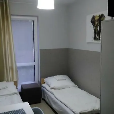 Pokoje Henryk * Korytow